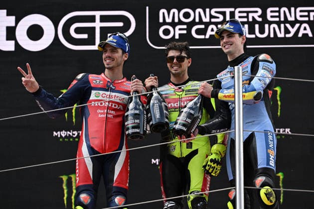 Fabio Di Giannantonio wins MotoGP Catalunya Grand Prix in Spain BARCELONA, SPAIN - MAY 17: Fabio Di Giannantonio (C) of the Pertamina Enduro VR46 Racing Team finishes in first place, while Joan Mir (L) of Honda HRC Castrol secures second place and Fermin Aldeguer (C) of BK8 Gresini Racing MotoGP finishes third in the race during the MotoGP of Catalonia at Circuit de Barcelona-Catalunya in Barcelona, Spain on May 17, 2026. Burak Akbulut Anadolu Barcelona Spain. Editorial use only. Please get in touch for any other usage.  Copyright: x2026xAnadoluxBurakxAkbulutx