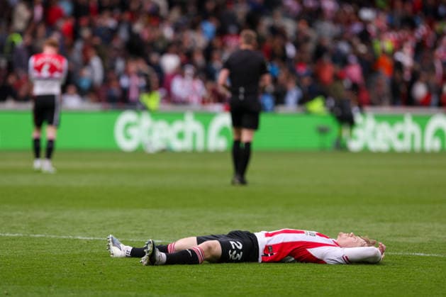 Keane Lewis-Potter of Brentford is dejected after the match Brentford v Crystal Palace, Football, Premier League, The Gtech Community Stadium, London, UK - 17 05 2026 EDITORIAL USE ONLY No use with unauthorised audio, video, data, fixture lists, club league logos or live services. Online in-match use limited to 120 images, no video emulation. No use in betting, games or single club league player publications.  Copyright: xAnthonyxHanc Shutterstockx 16880122ap