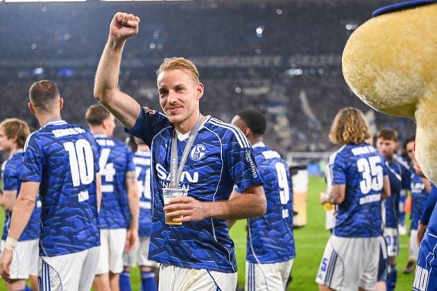 17.05.2026, Fussball, 2. Bundesliga, Saison 2025 2026, 34. Spieltag, FC Schalke 04 - Eintracht Braunschweig, Timo Becker (FC Schalke 04) xRHR-FOTO YYx Copyright: KROEGER RHR-FOTOx RHR-FOTO YY