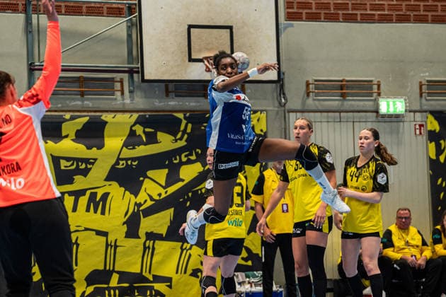 HSG Blomberg-Lippe (GER) vs. Borussia Dortmund (GER) Handball, 1. Handball Bundesliga Frauen, Finale, Spiel 1, 17.5.2026, Saision 2025 2026, Dortmund Farrelle Njinkeu (HSG Blomberg-Lippe, 55) im Torwurf Dortmund Sporthalle Wellinghofen Deutschland