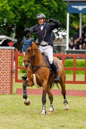 HAMBURG - Al Shira aa 95. Deutsches Spring- und Dressur DERBY 2026, HAMBURG - Al Shira aa 95. Deutsches Spring- und Dressur DERBY 2026 TILLMANN Frederic (GER), DSP Comanche VL Melitta presents: 94. German Jumping-Derby Al Shira aa Derby Tour CSI4*: Int. jumping competition with jump-off (1,55m) Hamburg, Jenischpark, Derby Park Klein Flottbek 17. May 2026 -