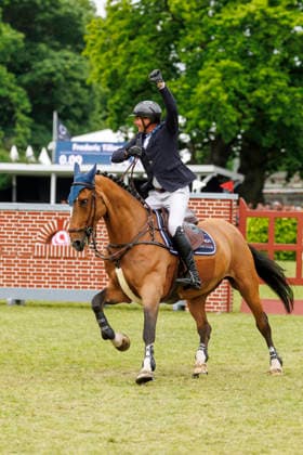 HAMBURG - Al Shira aa 95. Deutsches Spring- und Dressur DERBY 2026, HAMBURG - Al Shira aa 95. Deutsches Spring- und Dressur DERBY 2026 TILLMANN Frederic (GER), DSP Comanche VL Melitta presents: 94. German Jumping-Derby Al Shira aa Derby Tour CSI4*: Int. jumping competition with jump-off (1,55m) Hamburg, Jenischpark, Derby Park Klein Flottbek 17. May 2026 -