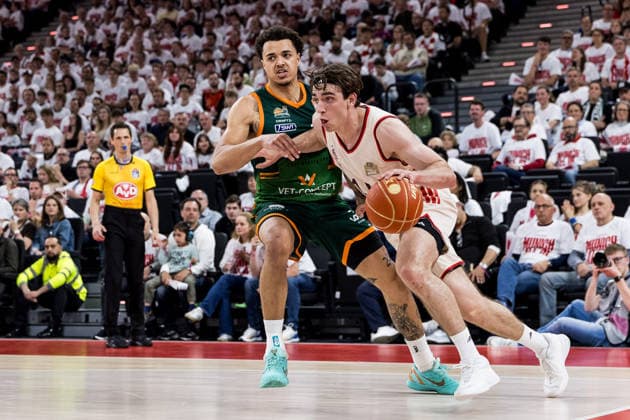 MUNICH, GERMANY - MAY 17: Justinian Jessup (FC Bayern Muenchen, 10) controls the ball against Clay Guillozet (Vet-Concept Gladiators Trier, 4) during the easyCredit Basketball Bundesliga Playoffs Quarterfinal Game 1 between FC Bayern Muenchen vs. Vet-Concept Gladiators Trier at SAP Garden on match 1 of the Playoffs Quarterfinals Best of Five of easyCredit Basketball Bundesliga on May 17, 2026 in Munich, Germany. Bavaria Germany Copyright: xSteffiexWunderlx