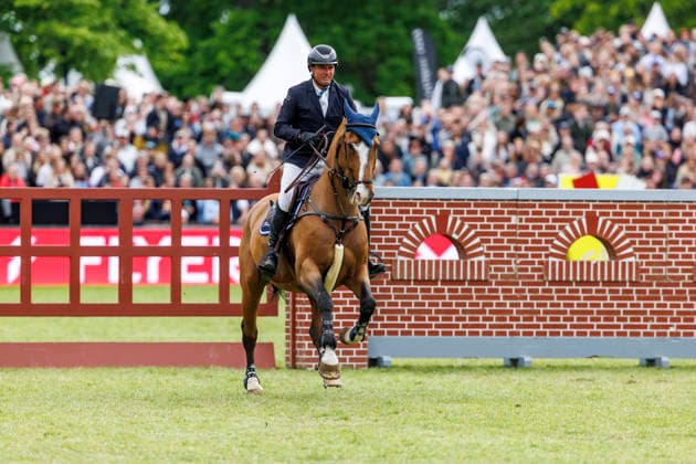 HAMBURG - Al Shira aa 95. Deutsches Spring- und Dressur DERBY 2026, HAMBURG - Al Shira aa 95. Deutsches Spring- und Dressur DERBY 2026 TILLMANN Frederic (GER), DSP Comanche VL Stechen Jump-Off Melitta presents: 94. German Jumping-Derby Al Shira aa Derby Tour CSI4*: Int. jumping competition with jump-off (1,55m) Hamburg, Jenischpark, Derby Park Klein Flottbek 17. May 2026 -