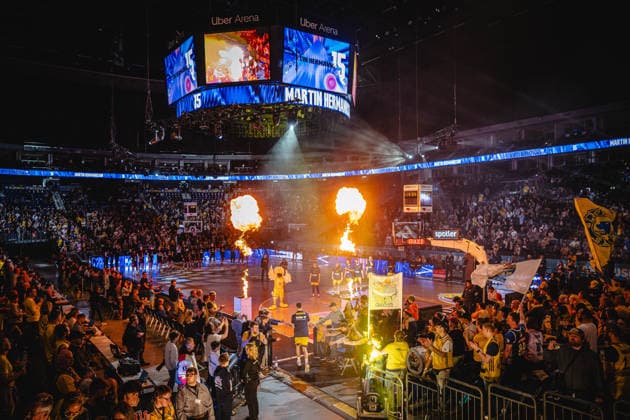 Basketball Berlin 17.05.2026 Saison 2025 2026 EasyCredit BBL 1. Bundesliga Männer, Herren Playoffs Viertelfinale Spiel 1 Alba Berlin - RASTA Vechta Teamvorstellung Alba Uber Arena