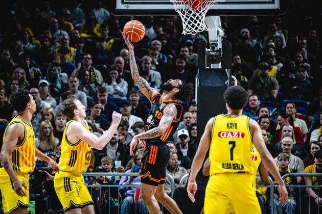 Basketball Berlin 17.05.2026 Saison 2025 2026 EasyCredit BBL 1. Bundesliga Männer, Herren Playoffs Viertelfinale Spiel 1 Alba Berlin - RASTA Vechta Tevin Brown (Vechta, No.10)