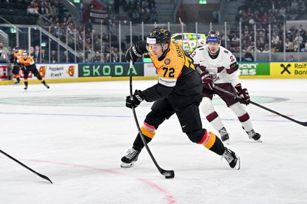 ZURICH, SWITZERLAND - MAY 17: Dominik Kahun of Germany shoots the puck during the 2026 IIHF Ice hockey, Eishockey World Championship, WM, Weltmeisterschaft Switzerland game between Germany and Latvia at Swiss Life Arena on May 17, 2026 in Zurich, Zurich. Zurich Swiss Life Arena Zurich Switzerland Copyright: xJustPictures.ch AndreaxBrancax jp-en-EuSpIm-JP7_ANB_Ger_Lat_17052026_6900