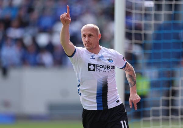 16.05.2026, Fussball 2. Bundesliga, SV Darmstadt 98 - SC Paderborn, v.l., Torjubel zum 0:2 durch Sven Michel (SC Paderborn), Goal celebration, celebrate the goal DFL DFB REGULATIONS PROHIBIT ANY USE OF PHOTOGRAPHS AS IMAGE SEQUENCES AND OR QUASI-VIDEO. xdcx Copyright: HMBxMedia Claus