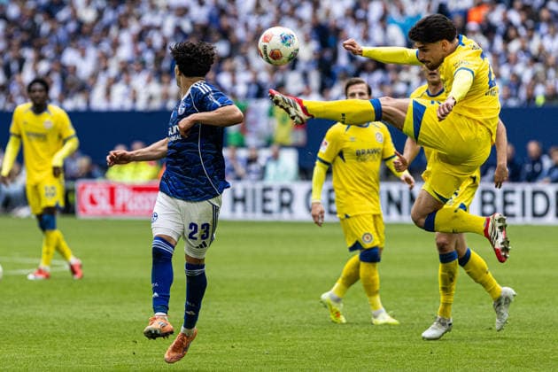 2. Fußball Bundesliga: Schalke 04 - Eintracht Braunschweig; 17.05.2026 Fabio Di Michele Sanchez (Eintracht Braunschweig, 22) 2. Fußball Bundesliga: Schalke 04 - Eintracht Braunschweig; Veltins-Arena, Gelsenkirchen; 17.05.2026 DFL regulations prohibit any use of photographs as image sequences and or quasi video. Copyright: xBEAUTIFULxSPORTS Buriakovx
