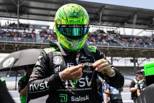 May 17, 2026, Speedway, Indiana, USA: JACK HARVEY, driver of the No. 24 Chevrolet for Dreyer & Reinbold Racing, suits up during qualifying for the 110th Indianapolis 500 at Indianapolis Motor Speedway. Speedway USA - ZUMAw173 20260517_zsp_w173_008 Copyright: xLukexWelshx