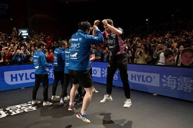 TT CL Hylo Final 4 Finale 1. FC Saarbrücken TT - Alliance Nimes - Montpellier am 17.05.2026 in der Saarlandhalle in Saarbrücken Fan Zhendong ( Saarbrücken ) und Patrick Franziska ( Saarbrücken ) freuen sich