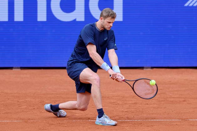 Yannick Hanfmann (Germany) kontrolliert den Ball, Bitpanda Hamburg Open, Bitpanda Hamburg Open, Rothenbaum am 18. May 2026 in Hamburg, Deutschland. (Foto von Marco Steinbrenner DeFodi Images) Yannick Hanfmann (Germany) controls the ball, Bitpanda Hamburg Open, Bitpanda Hamburg Open, Rothenbaum, May 18, 2026 in Hamburg, Germany. (Photo by Marco Steinbrenner DeFodi Images) -