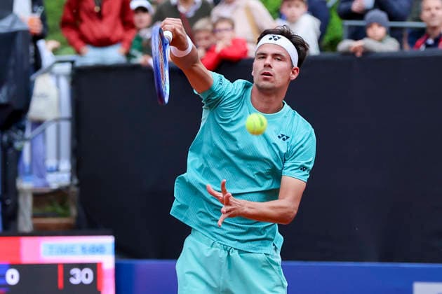 Daniel Altmaier (Germany) kontrolliert den Ball, Bitpanda Hamburg Open, Bitpanda Hamburg Open, Rothenbaum am 18. May 2026 in Hamburg, Deutschland. (Foto von Marco Steinbrenner DeFodi Images) Daniel Altmaier (Germany) controls the ball, Bitpanda Hamburg Open, Bitpanda Hamburg Open, Rothenbaum, May 18, 2026 in Hamburg, Germany. (Photo by Marco Steinbrenner DeFodi Images) -