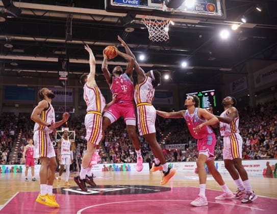 Jeff Garrett Telekom Baskets Bonn vs. Fitness First Würzburg Baskets Playoffs Viertelfinale Spiel 2 - Saison 2025 26