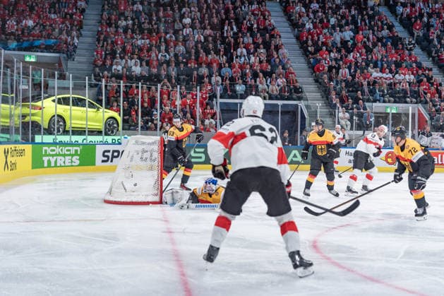 18 05 2026, Zurich, Swiss Life Arena, Ice hockey, Eishockey World Championships: Germany - Switzerland, Tor fuer die Schweiz zum 0:1 Zurich Swiss Life Arena Zurich Switzerland Copyright: xJustPictures.ch StefanxEmchx jp-de-StEm-DSC0084920260518