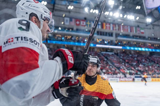 18 05 2026, Zurich, Swiss Life Arena, Ice hockey, Eishockey World Championships: Germany - Switzerland, 9 Damien Riat (Switzerland) Zurich Swiss Life Arena Zurich Switzerland Copyright: xJustPictures.ch StefanxEmchx jp-de-StEm-DSC0059120260518