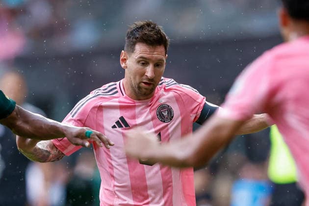 May 17, 2026, Miami, Florida, USA: Inter Miami forward Lionel Messi (10) in action during a MLS, Fussball Herren, USA soccer match between Inter Miami CF and Portland Timbers at NU Stadium in Miami Miami USA - ZUMAa257 20260517_zsp_a257_066 Copyright: xChrisxArjoonx