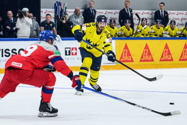 260518 Oliver Ekman-Larsson of Sweden during the 2026 IIHF Ice hockey, Eishockey World Championship, WM, Weltmeisterschaft match between Sweden and Czech Republic on May 18, 2026 in Fribourg. Photo: Jesper Zerman BILDBYRAN kod JZ JZ0719 ishockey ice hockey ishockey-vm 2026 vm 2026 iihf world championship sverige sweden tjeckien czech republic bbeng Copyright: JESPERxZERMAN BB260518JZ193
