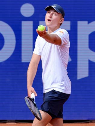 Justin Engel (Germany) kontrolliert den Ball, Bitpanda Hamburg Open, Bitpanda Hamburg Open, Rothenbaum am 19. May 2026 in Hamburg, Deutschland. (Foto von Marco Steinbrenner DeFodi Images) Justin Engel (Germany) controls the ball, Bitpanda Hamburg Open, Bitpanda Hamburg Open, Rothenbaum, May 19, 2026 in Hamburg, Germany. (Photo by Marco Steinbrenner DeFodi Images) -