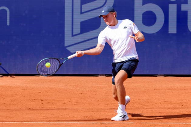 Justin Engel (Germany) kontrolliert den Ball, Bitpanda Hamburg Open, Bitpanda Hamburg Open, Rothenbaum am 19. May 2026 in Hamburg, Deutschland. (Foto von Marco Steinbrenner DeFodi Images) Justin Engel (Germany) controls the ball, Bitpanda Hamburg Open, Bitpanda Hamburg Open, Rothenbaum, May 19, 2026 in Hamburg, Germany. (Photo by Marco Steinbrenner DeFodi Images) -