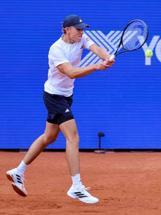Justin Engel (Germany) kontrolliert den Ball, Bitpanda Hamburg Open, Bitpanda Hamburg Open, Rothenbaum am 19. May 2026 in Hamburg, Deutschland. (Foto von Marco Steinbrenner DeFodi Images) Justin Engel (Germany) controls the ball, Bitpanda Hamburg Open, Bitpanda Hamburg Open, Rothenbaum, May 19, 2026 in Hamburg, Germany. (Photo by Marco Steinbrenner DeFodi Images) -
