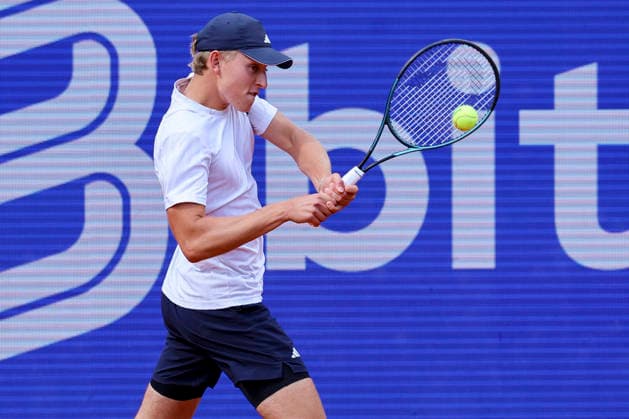 Justin Engel (Germany) kontrolliert den Ball, Bitpanda Hamburg Open, Bitpanda Hamburg Open, Rothenbaum am 19. May 2026 in Hamburg, Deutschland. (Foto von Marco Steinbrenner DeFodi Images) Justin Engel (Germany) controls the ball, Bitpanda Hamburg Open, Bitpanda Hamburg Open, Rothenbaum, May 19, 2026 in Hamburg, Germany. (Photo by Marco Steinbrenner DeFodi Images) -