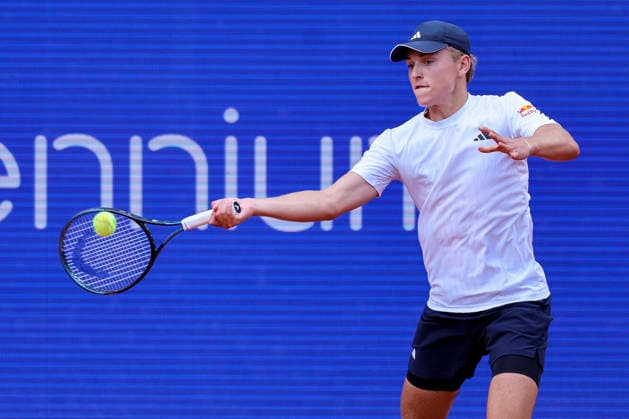 Justin Engel (Germany) kontrolliert den Ball, Bitpanda Hamburg Open, Bitpanda Hamburg Open, Rothenbaum am 19. May 2026 in Hamburg, Deutschland. (Foto von Marco Steinbrenner DeFodi Images) Justin Engel (Germany) controls the ball, Bitpanda Hamburg Open, Bitpanda Hamburg Open, Rothenbaum, May 19, 2026 in Hamburg, Germany. (Photo by Marco Steinbrenner DeFodi Images) -