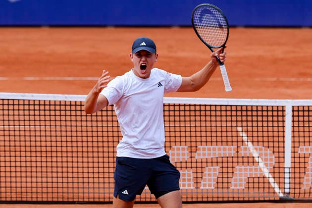 Justin Engel (Germany) jubelt, Bitpanda Hamburg Open, Bitpanda Hamburg Open, Rothenbaum am 19. May 2026 in Hamburg, Deutschland. (Foto von Marco Steinbrenner DeFodi Images) Justin Engel (Germany) cheers, Bitpanda Hamburg Open, Bitpanda Hamburg Open, Rothenbaum, May 19, 2026 in Hamburg, Germany. (Photo by Marco Steinbrenner DeFodi Images) -