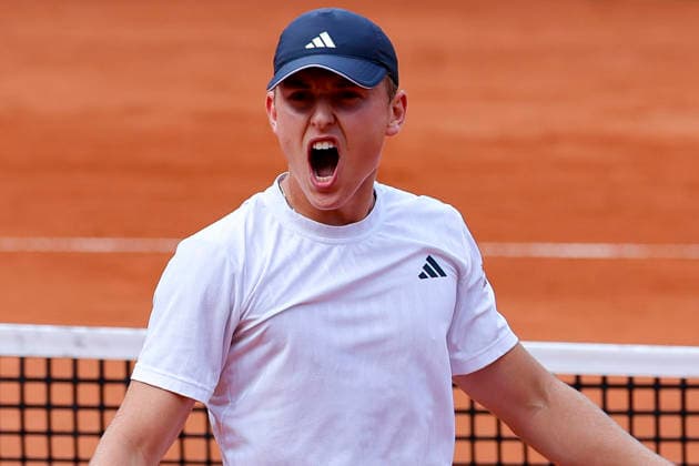 Justin Engel (Germany) jubelt, Bitpanda Hamburg Open, Bitpanda Hamburg Open, Rothenbaum am 19. May 2026 in Hamburg, Deutschland. (Foto von Marco Steinbrenner DeFodi Images) Justin Engel (Germany) cheers, Bitpanda Hamburg Open, Bitpanda Hamburg Open, Rothenbaum, May 19, 2026 in Hamburg, Germany. (Photo by Marco Steinbrenner DeFodi Images) -