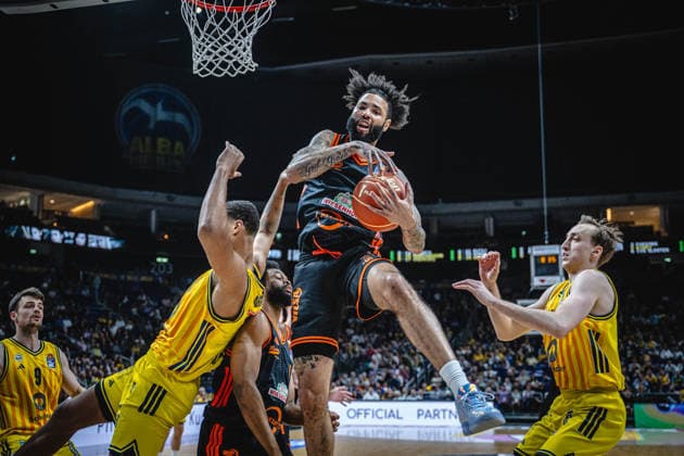 Basketball Berlin 19.05.2026 Saison 2025 2026 EasyCredit BBL 1. Bundesliga Männer, Herren Playoffs Viertelfinale Spiel 2 Alba Berlin - RASTA Vechta Tevin Brown (Vechta, No.10)