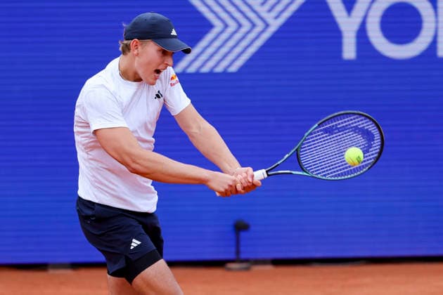 Justin Engel (Germany) kontrolliert den Ball, Bitpanda Hamburg Open, Bitpanda Hamburg Open, Rothenbaum am 19. May 2026 in Hamburg, Deutschland. (Foto von Marco Steinbrenner DeFodi Images) Justin Engel (Germany) controls the ball, Bitpanda Hamburg Open, Bitpanda Hamburg Open, Rothenbaum, May 19, 2026 in Hamburg, Germany. (Photo by Marco Steinbrenner DeFodi Images) -
