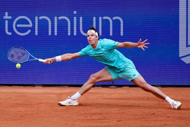 Daniel Altmaier (Germany) kontrolliert den Ball, Bitpanda Hamburg Open, Bitpanda Hamburg Open, Rothenbaum am 19. May 2026 in Hamburg, Deutschland. (Foto von Marco Steinbrenner DeFodi Images) Daniel Altmaier (Germany) controls the ball, Bitpanda Hamburg Open, Bitpanda Hamburg Open, Rothenbaum, May 19, 2026 in Hamburg, Germany. (Photo by Marco Steinbrenner DeFodi Images) -