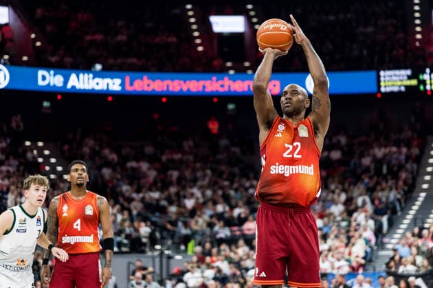 MUNICH, GERMANY - MAY 19: Isiaha Mike (FC Bayern Muenchen, 22) shooting from the freethrow line during the easyCredit Basketball Bundesliga Playoffs Quarterfinal Game 2 between FC Bayern Muenchen vs. Vet-Concept Gladiators Trier at SAP Garden on match 2 of the Playoffs Quarterfinals Best of Five of easyCredit Basketball Bundesliga on May 19, 2026 in Munich, Germany. Bavaria Germany Copyright: xSteffiexWunderlx
