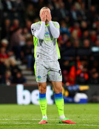 Erling Haaland of Manchester City looks dejected. AFC Bournemouth v Manchester City, Premier League, Football, Vitality Stadium, Bournemouth, UK - 19 May 2026Bournemouth Vitality Stadium United Kingdom EDITORIAL USE ONLY No use with unauthorised audio, video, data, fixture lists, club league logos or live services. Online in-match use limited to 120 images, no video emulation. No use in betting, games or single club league player publications.  Copyright: xJamesxMarsh Shutterstockx 16881288bi