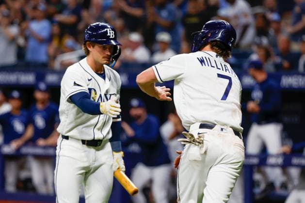 May 19, 2026, St. Petersburg, Florida, USA: Tampa Bay Rays second baseman Carson Williams (7) receives a high-five from right fielder Jonny DeLuca (21), after he scores against the Baltimore Orioles during the eighth inning at Tropicana Field on Tuesday, May 19, 2026, in St. Petersburg. St. Petersburg USA - ZUMAs70_ 20260519_zan_s70_057 Copyright: xJeffereexWoox
