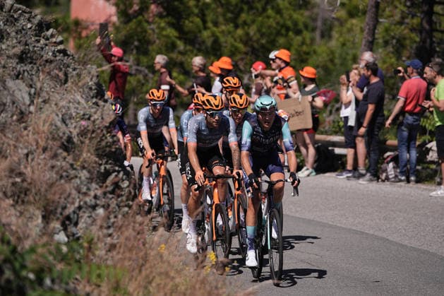 The race during Stage 11 of the Giro d™Italia, from Porcari to Chiavari, Italy, Wednesday, May 20, 2026.  Copyright: xMarcoxAlpozzi LaPressex