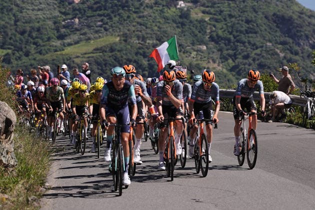 The race during Stage 11 of the Giro d™Italia, from Porcari to Chiavari, Italy, Wednesday, May 20, 2026.  Copyright: xMarcoxAlpozzi LaPressex