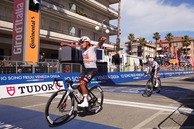 Ecuador’s Manuel Jhonatan Narvaez of UAE Team Emirates XRG stage winner during Stage 11 of the Giro d’Italia from Porcari to Chiavari, Italy, Wednesday May 20, 2026.  Copyright: xMassimoxPaolone LaPressex