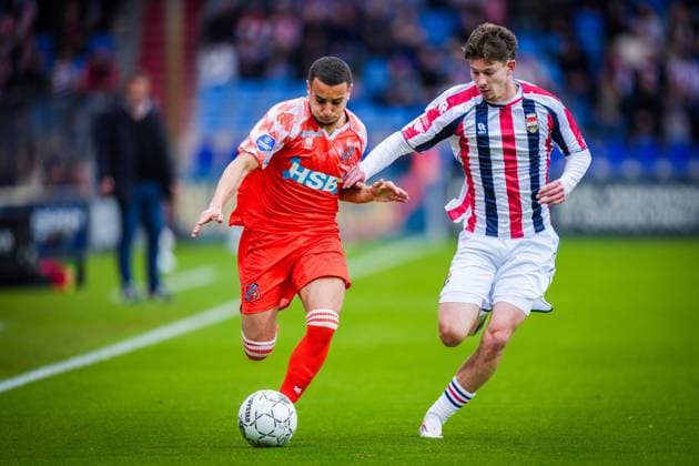 TILBURG , 20-05-2026 , Koning Willem II Stadium , season 2025 2026 , Dutch Keuken Kampioen Divisie football , First leg of the Keuken Kampioen Play-Offs final , match between Willem II and FC Volendam , picture shows FC Volendam player Bilal Ould-Chikh and Willem II player Per van Loon Willem II - Volendam (play off)  x203842535x Copyright: