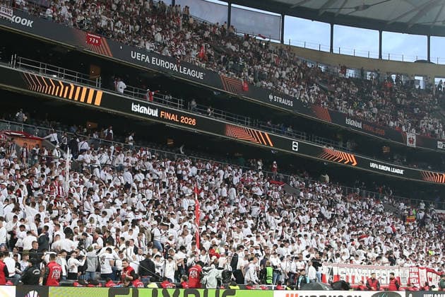 20.05.2026, xrekx, Fussball Europa League Finale 2026, SC Freiburg - Aston Villa v.l. SC Freiburg Fans ,Stimmung, Schals, Ultras, Zuschauer, Besucher, Choreo, Choreografie, atmosphere, scarves, spectators, visitors Symbolfoto, Symbolbild, Symbol Stadion, symbolic photo, symbolic image, symbolic stadium (DFL DFB REGULATIONS PROHIBIT ANY USE OF PHOTOGRAPHS as IMAGE SEQUENCES and or QUASI-VIDEO) Istanbul