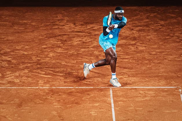 Tennis Männer bitpanda Hamburg Open ATP, Tennis Herren 500 Camilo Ugo Carabelli (ARG) vs. Frances Tiafoe (USA) 20.05.2026 Frances Tiafoe Rückhand Hamburg Tennisstadion am Rothenbaum Hamburg Deutschland