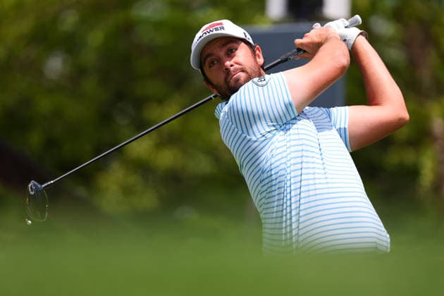 NEWTON SQUARE, PA - MAY 14: Davis Riley of the United States tees off at the tenth tee during round 1 of the 2026 PGA, Golf Herren Championship on May 14, 2026 at Aronimink Golf Club in Newtown Square, Pennsylvania. (Photo by Rich Graessle Icon Sportswire) GOLF: MAY 14 PGA PGA Championship EDITORIAL USE ONLY Icon260514262101