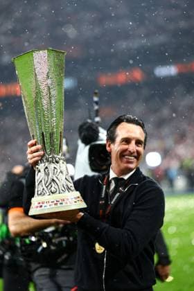 Aston Villa manager Unai Emery with the UEFA Europa League trophy SC Freiburg v Aston Villa, UEFA Europa League, Final, Football, Besiktas Park, Istanbul, Turkiye - 20 May 2026Istanbul Besiktas Park United Kingdom EDITORIAL USE ONLY No use with unauthorised audio, video, data, fixture lists, club league logos or live services. Online in-match use limited to 120 images, no video emulation. No use in betting, games or single club league player publications.  Copyright: xJamesxMarsh Shutterstockx 16883157fj