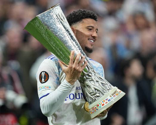 ISTANBUL, TURKEY - MAY 20: Jadon Sancho of Aston Villa celebrates with the UEFA Europa League trophy after winning the UEFA Europa League Final 2026 match between SC Freiburg and Aston Villa FC at Besiktas Park on May 20, 2026 in Istanbul, Turkey.  Copyright: xMBxMediax