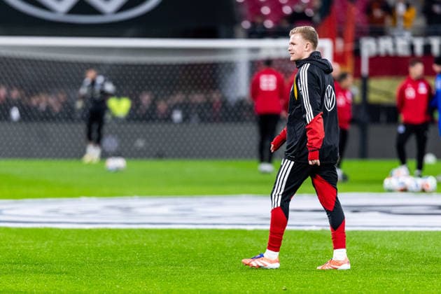 LEIPZIG, GERMANY - NOVEMBER 17: Jonathan Burkardt (Germany, 10) during warm up before the FIFA World Cup, WM, Weltmeisterschaft, Fussball UEFA Qualifiers between Germany vs. Slovakia at Red Bull Arena on matchday 10 of the FIFA World Cup UEFA Qualifiers on November 17, 2025 in Leipzig, Germany. Saxony Germany Copyright: xSteffiexWunderlx