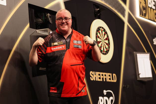 RECORD DATE NOT STATED 21st May 2026, Utilita Arena, Sheffield, Yorkshire, England; 2026 PDC Bet MGM Premier League Darts Night Sixteen; Stephen Bunting celebrates after winning the Final of the Premier League Darts Night 16 AidanxHunter