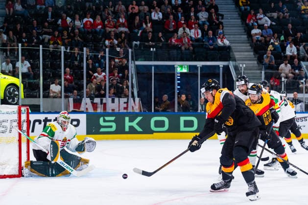 ZURICH, SWITZERLAND - MAY 22: Leon Gawanke (Germany, 9) shooting at the goal of Bence Balizs (Hungary, 1) during the Preliminary Round - Group A Match 33 between Germany and Hungary at the IIHF Ice hockey, Eishockey World Championship, WM, Weltmeisterschaft 2026, Swiss Life Arena on May 22, 2026 in Zurich, Switzerland. Zurich Switzerland Copyright: xTimoxSteinx