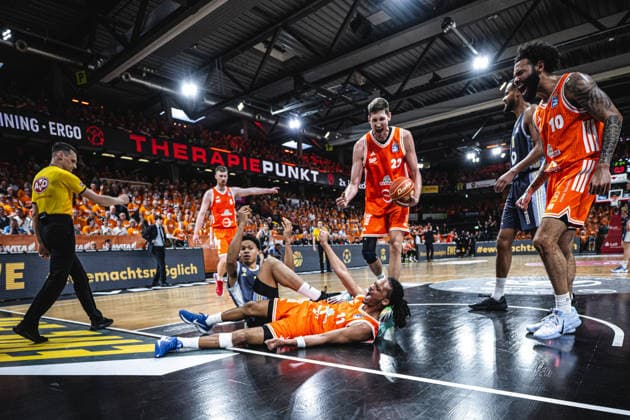 1. Basketball Bundesliga, easyCredit BBL, Saison 2025 2026, Herren, Playoffs, Viertelfinale, Spiel 3, 22.05.2026, RASTA Vechta - ALBA Berlin Alonzo Verge ( 11 - RASTA Vechta) zeigt Emotionen während der Partie Vechta RASTA Dome Niedersachsen Deutschland