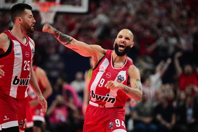 Olympiacos Piraeus v Fenerbahce Beko Istanbul Euroleague Final Four Evan Fournier of Olympiacos during the Euroleague match, Final Four Semifinal between Olympiacos Piraeus v Fenerbahce Beko Istanbul played at ATHENS Telekom Center Athens Stadium on May 22nd 2026 in Athens Greece Athens Greece Basketball Copyright: xLatoxKlodianx xAgenciaxLOFx