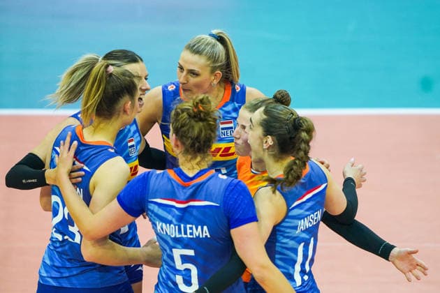 2026-05-22 Netherlands v Ukraine - Four Nations Cup APELDOORN, NETHERLANDS - MAY 22: Eline Timmerman of The Netherlands, Britt Bongaerts of The Netherlands, Elles Dambrink of The Netherlands, Jolien Knollema of The Netherlands, Laura Jansen of The Netherlands, Florien Reesink of The Netherlands during the Four Nations Cup match between Netherlands and Ukraine at Omnisport on May 22, 2026 in Apeldoorn, Netherlands. Apeldoorn Omnisport Netherlands Content not available for redistribution in The Netherlands directly or indirectly through any third parties. Copyright: xAndrexWeeningx
